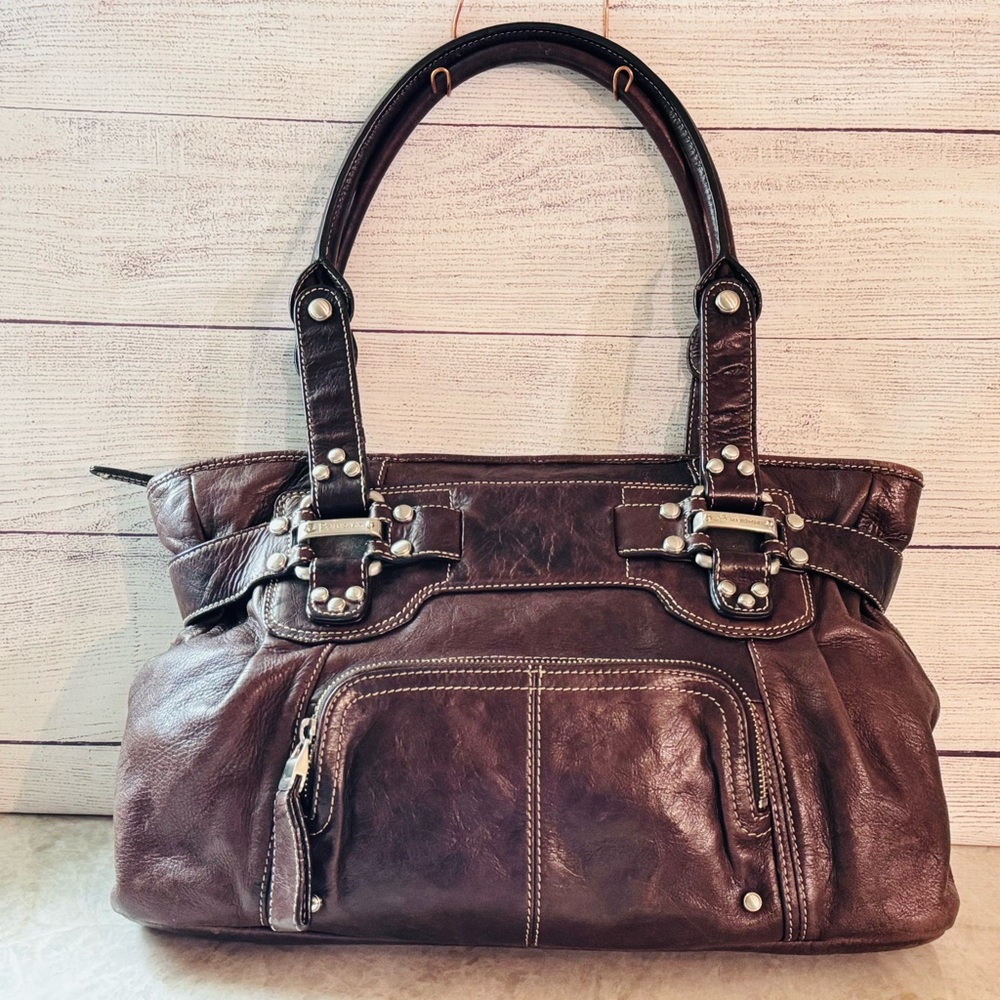 B. Makowski Brown Leather Handbag